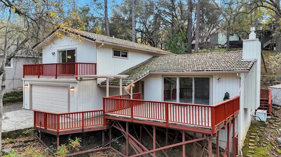 19435 Chaparral Circle, Penn Valley, CA 95946 - Image #3