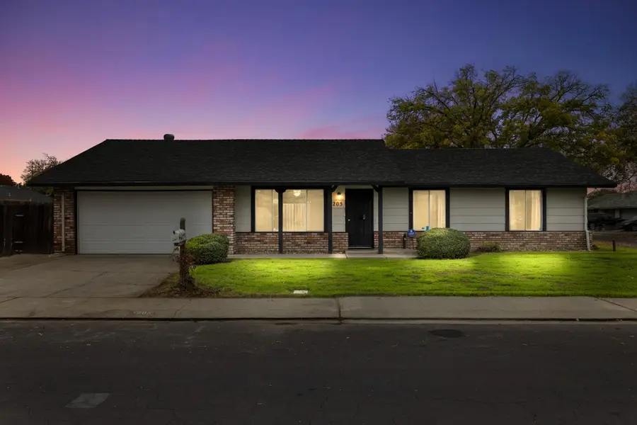 1205 Kara Lane, Modesto, CA 95355 - Image #3