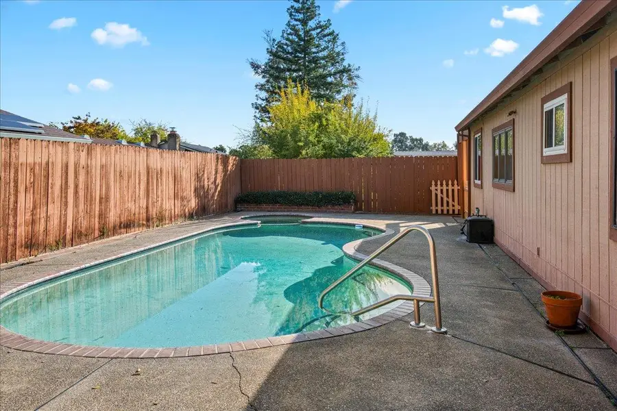 8020 Ramblewood Way, Citrus Heights, CA 95621 - Image #2