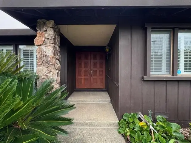 7040 Waterview Way, Sacramento, CA 95831 - Image #1