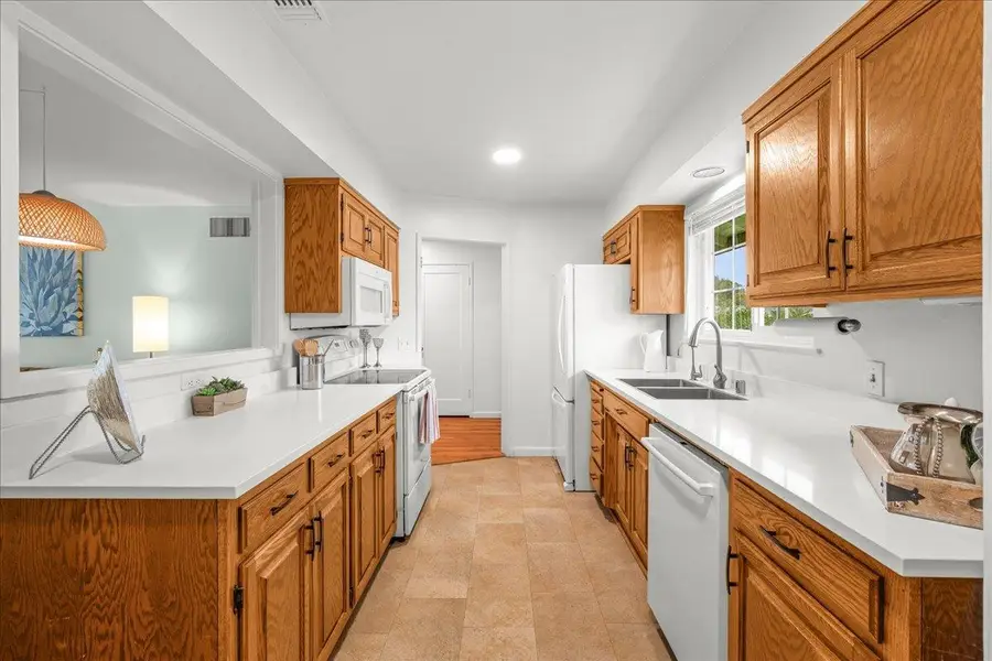 1129 Amberwood Road, Sacramento, CA 95864 - Image #2