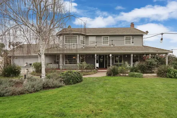 17266 Hillside Drive, Lodi, CA 95240