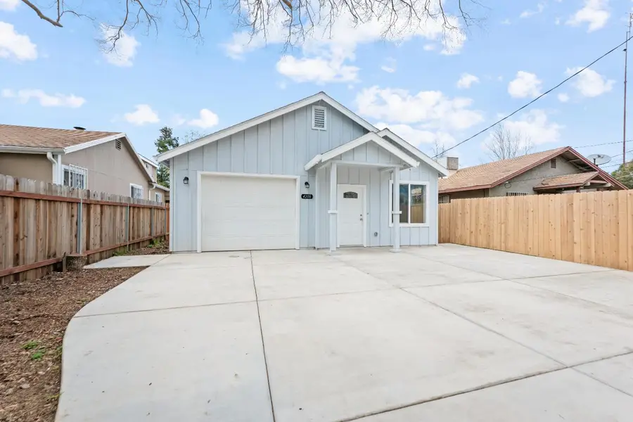 4208 W Nichols Avenue, Sacramento, CA 95820 - Image #2
