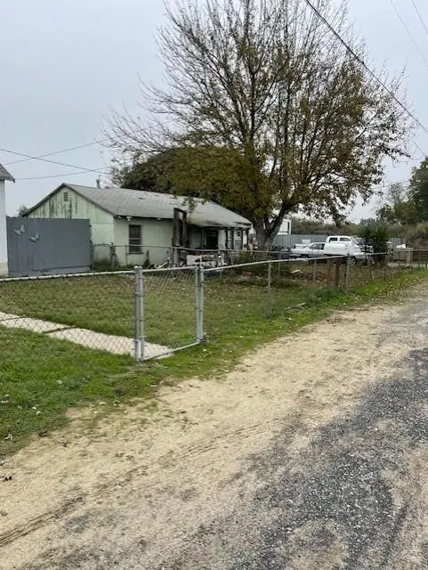 209 Clausen Road, Turlock, CA 95380