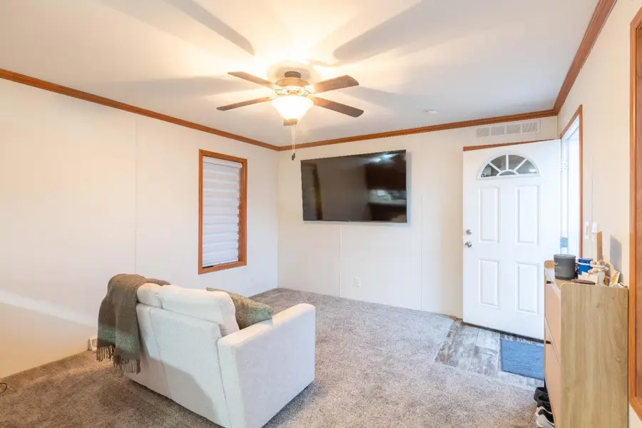 107 Village Cir, Sacramento, CA 95838 - Image #3