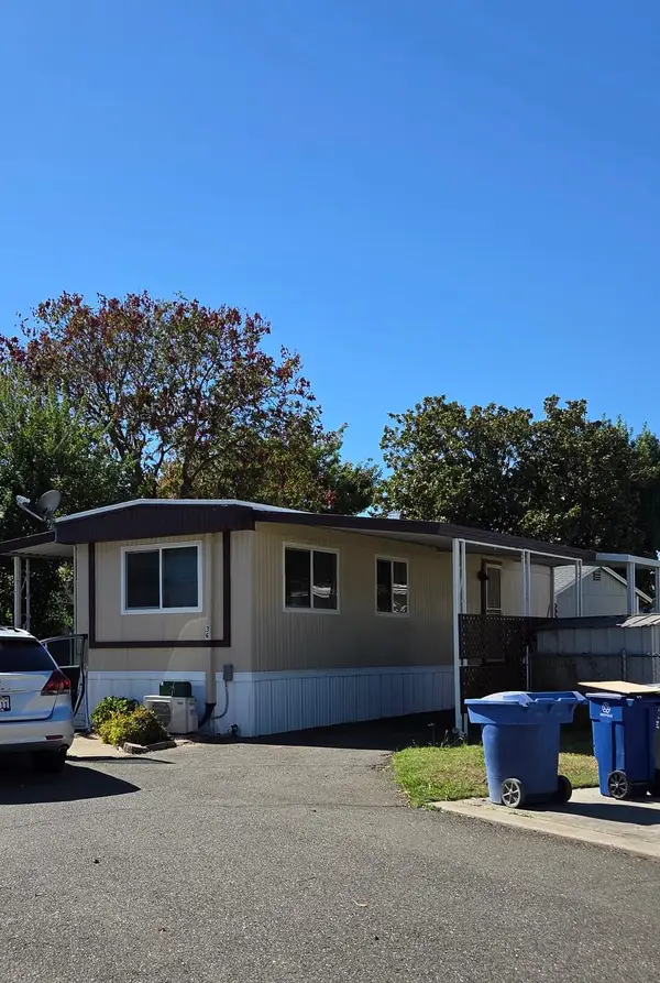 902 Del Paso Boulevard #36, Sacramento, CA 95815