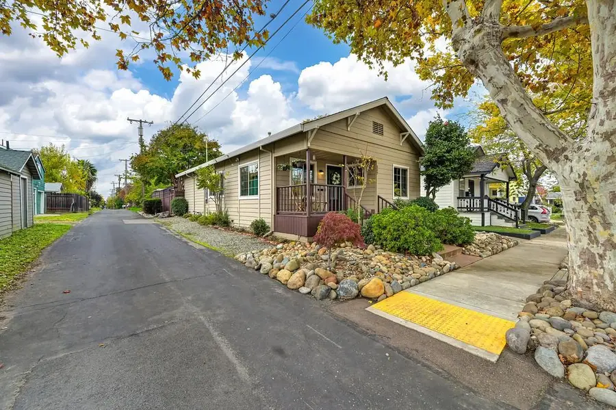 117 Alta Avenue, Roseville, CA 95678 - Image #2