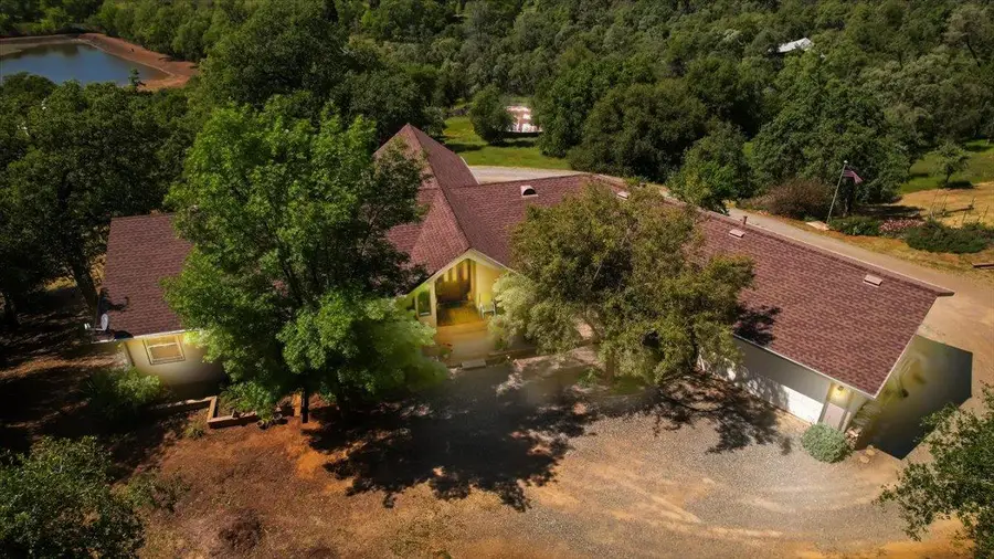 9521 Sicard Flat Road, Browns Valley, CA 95918 - Image #2