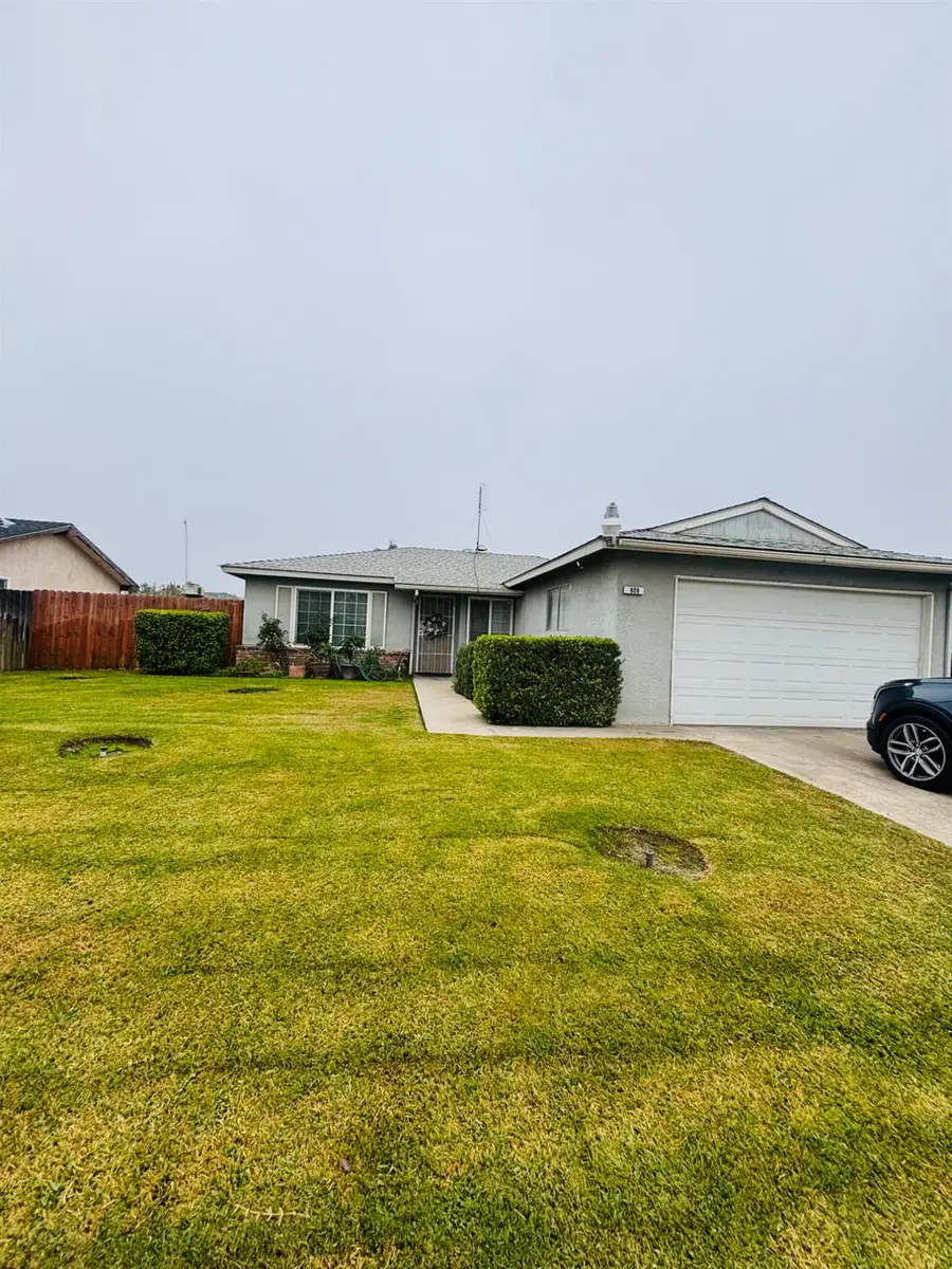 808 Ashlan Way, Madera, CA 93638 - Image #2