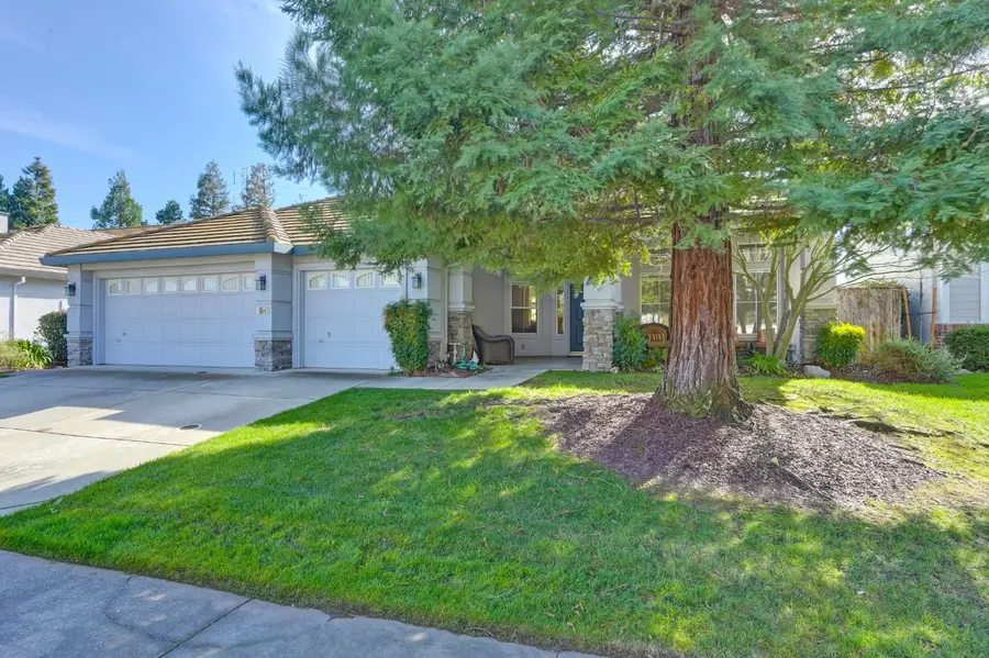 1049 Danielle Drive, Roseville, CA 95747 - Image #2