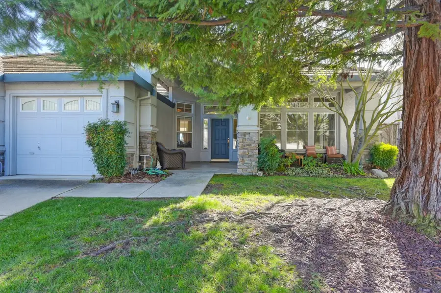 1049 Danielle Drive, Roseville, CA 95747 - Image #3