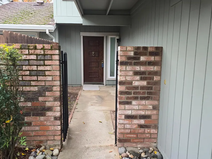 7048 La Costa Lane, Citrus Heights, CA 95621 - Image #2