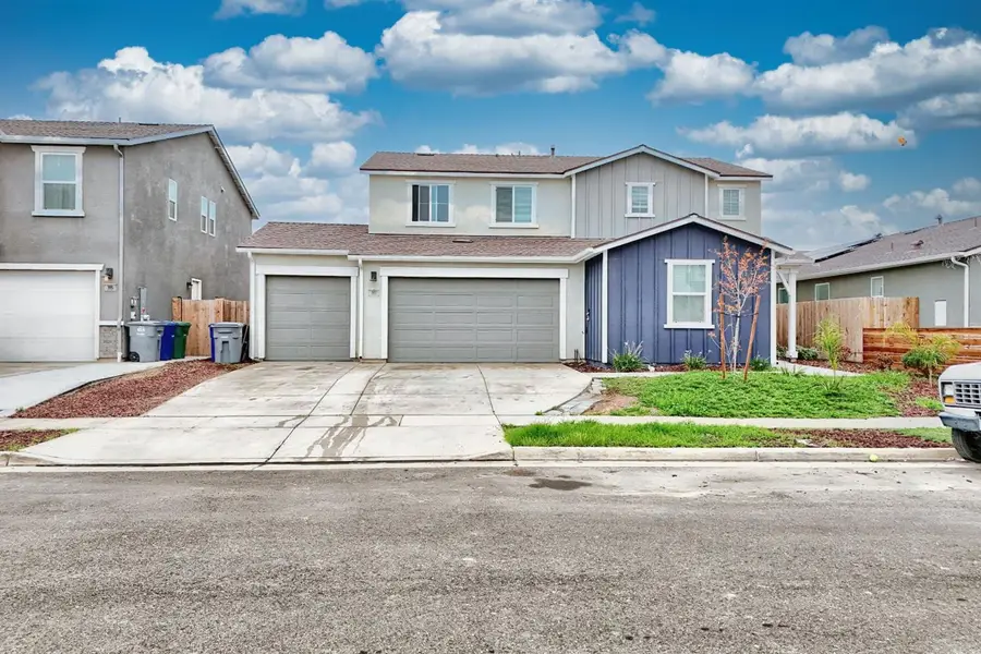 397 Broadstone Court, Los Banos, CA 93635 - Image #2