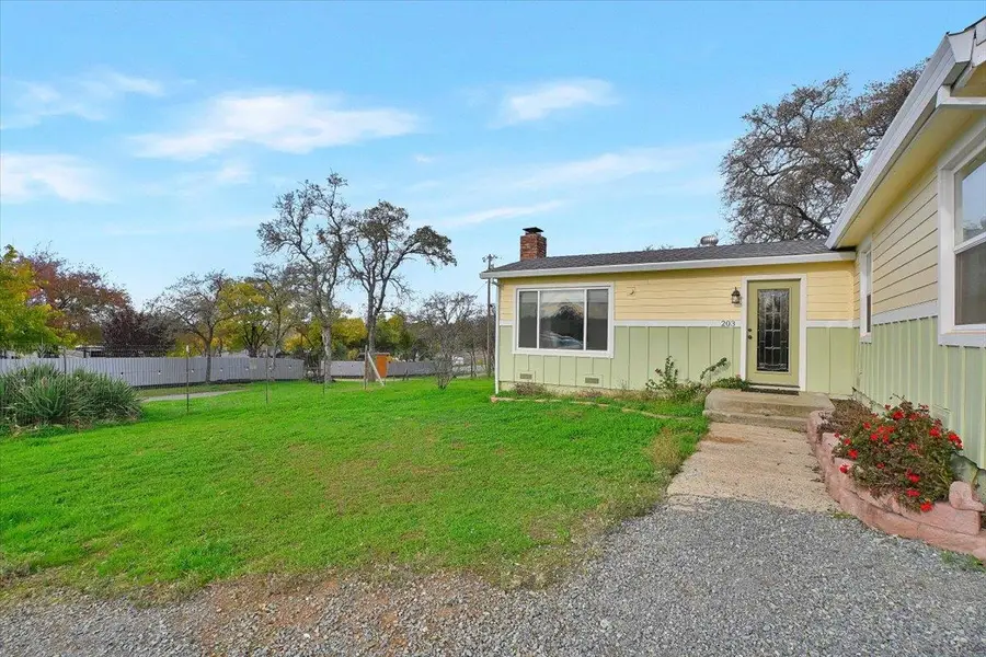 203 Tennessee Lane, Bangor, CA 95901 - Image #2
