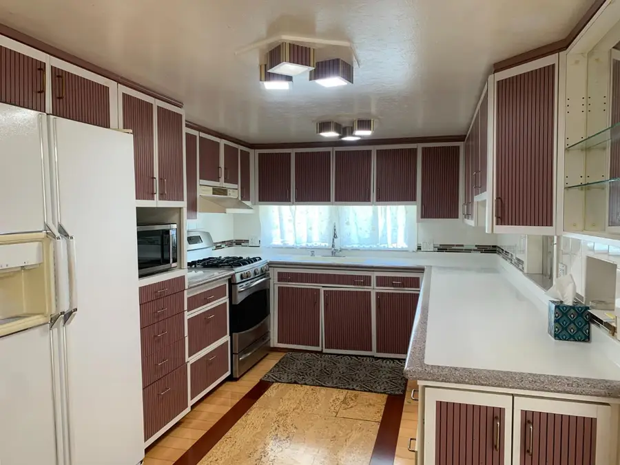 7734 Whispering Palms Drive, Sacramento, CA 95823 - Image #3