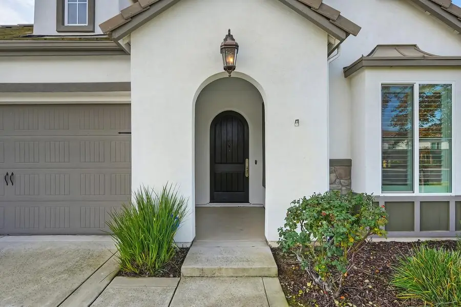 5855 Tree Swallow Circle, Rocklin, CA 95677 - Image #3