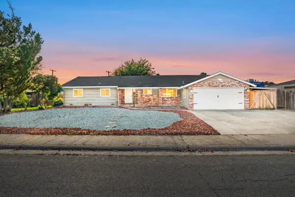 6920 Hogan Drive, Sacramento, CA 95822