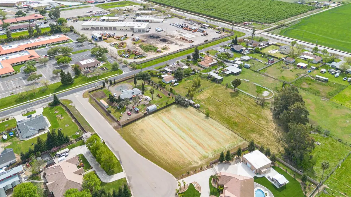 965 N Bryant Court, Merced, CA 95341 - Image #1