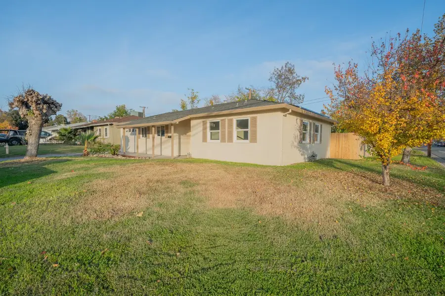 1300 Shadowglen Rd, Sacramento, CA 95864 - Image #2