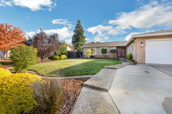 1205 Cresthaven Drive, Roseville, CA 95678
