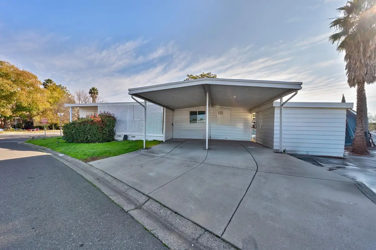 116 Davis Avenue, Sacramento, CA 95823 - Image #1