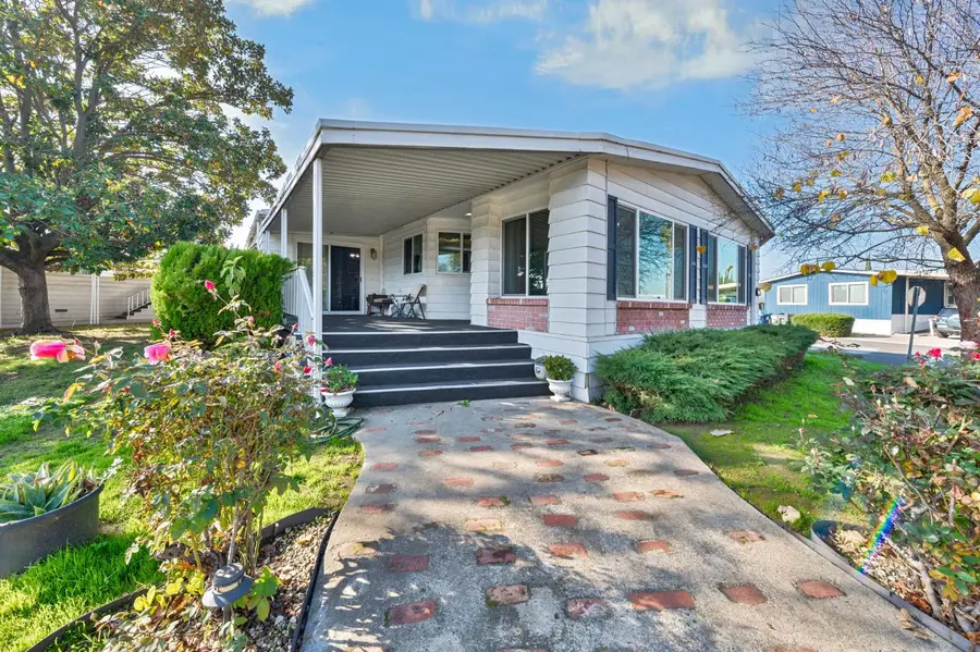 116 Davis Avenue, Sacramento, CA 95823 - Image #3