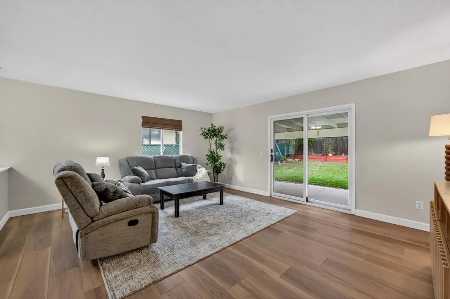 2017 N Cirby Way, Roseville, CA 95661 - Image #3