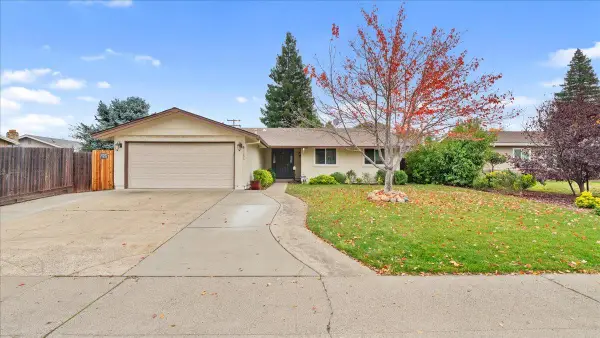 1203 Cresthaven Drive, Roseville, CA 95678