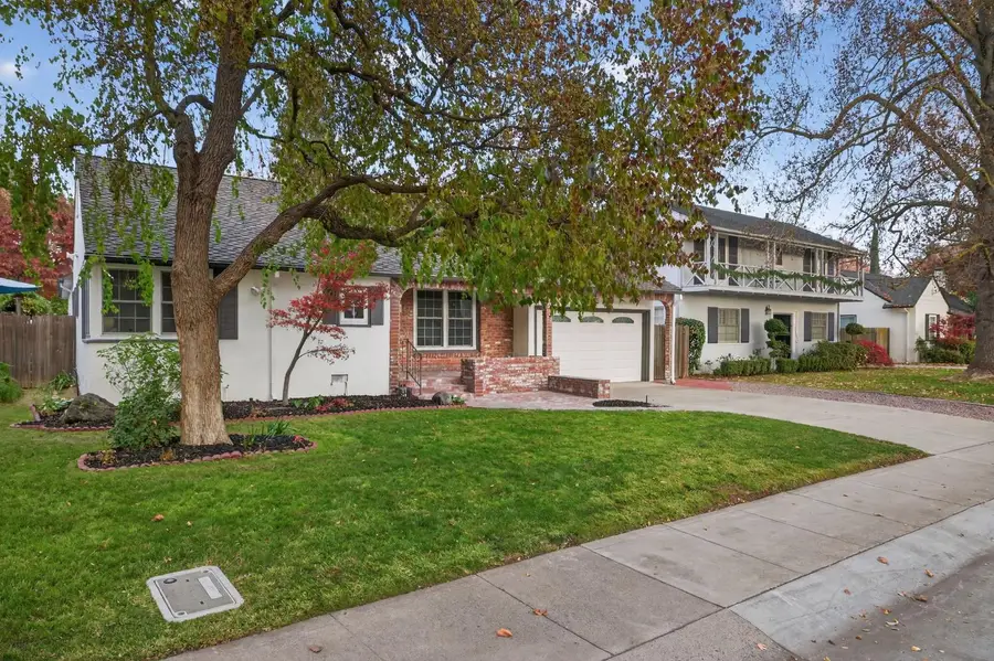 1319 Robertson Way, Sacramento, CA 95818 - Image #3