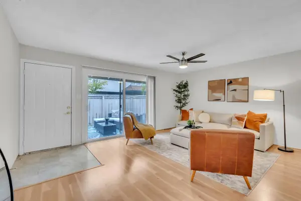 111 Roundtree Court, Sacramento, CA 95831