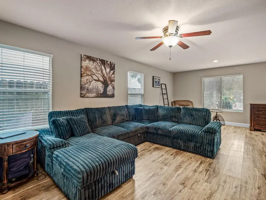 10893 Woolwich Way, Mather, CA 95655 - Image #3