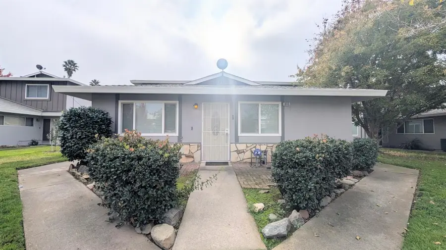 9048 El Cajon Way #1, Sacramento, CA 95826 - Image #2