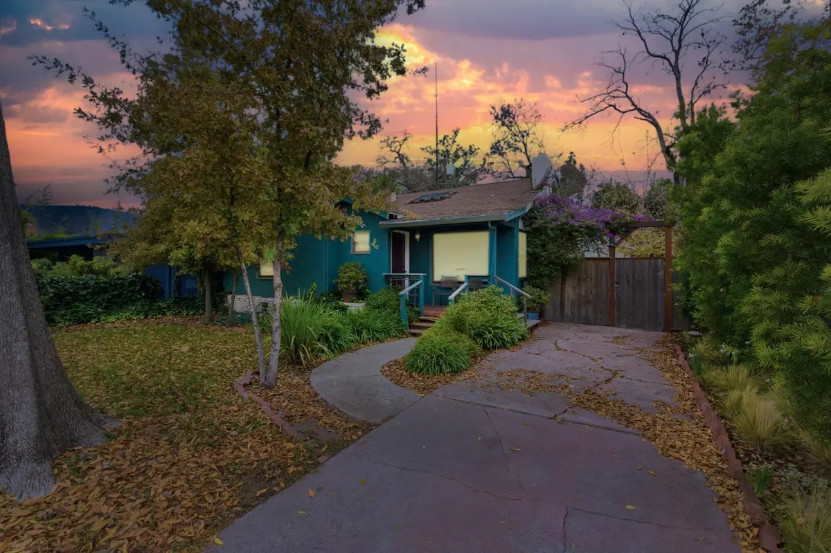 1147 N Country Club Boulevard, Stockton, CA 95204 - Image #1