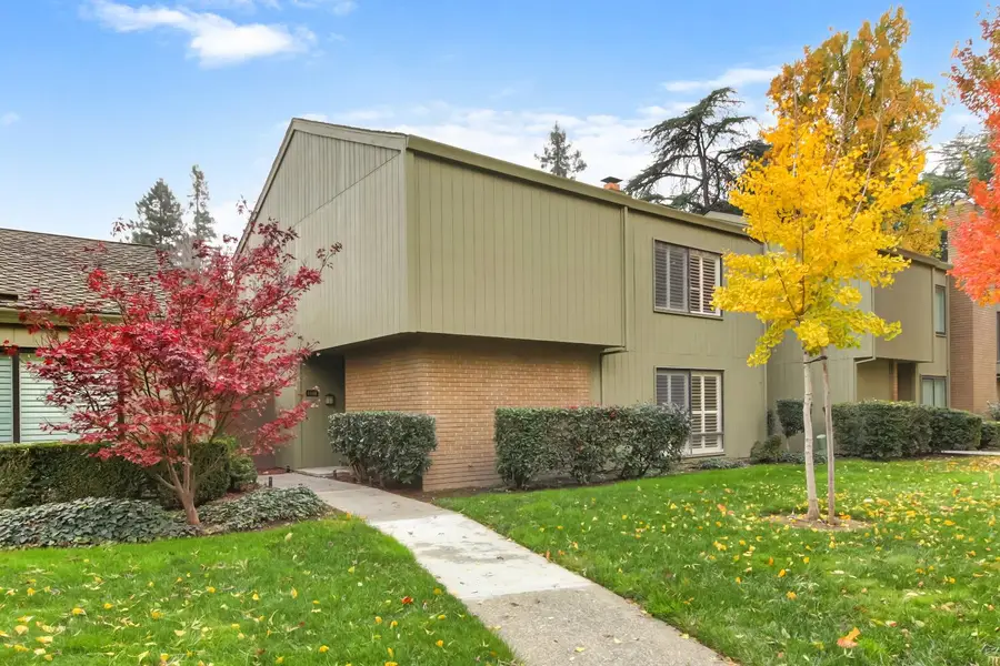 1108 Dunbarton Circle, Sacramento, CA 95825 - Image #3