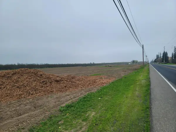 6220 Tully Road, Modesto, CA 95356