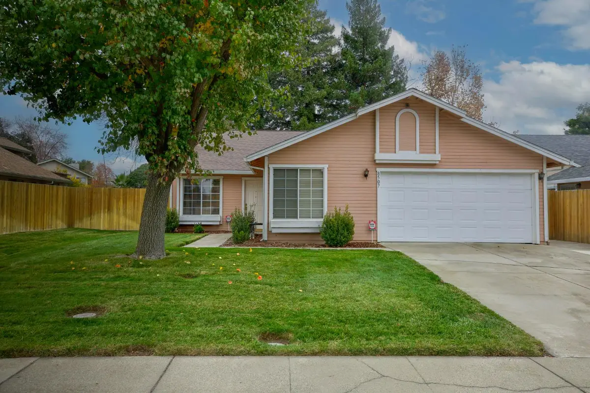 8507 Carlin Avenue, Sacramento, CA 95823 - Image #1