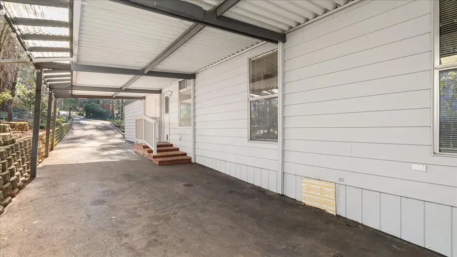 615 Sinclair Court, Applegate, CA 95703 - Image #2