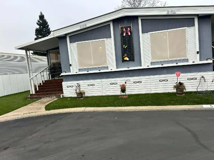 5 Pina Street, Sacramento, CA 95828 - Image #2