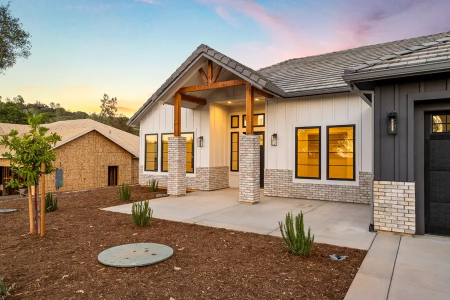 23517 Darkhorse Drive, Auburn, CA 95602 - Image #3