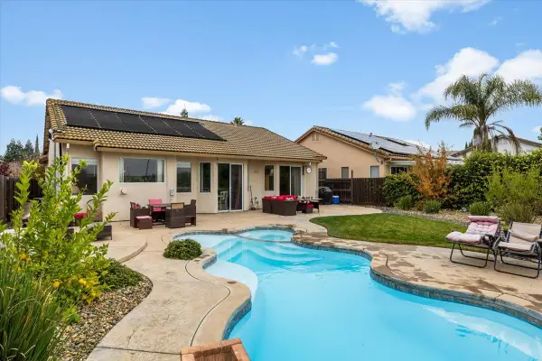 9286 Fosdyke Court, Sacramento, CA 95829