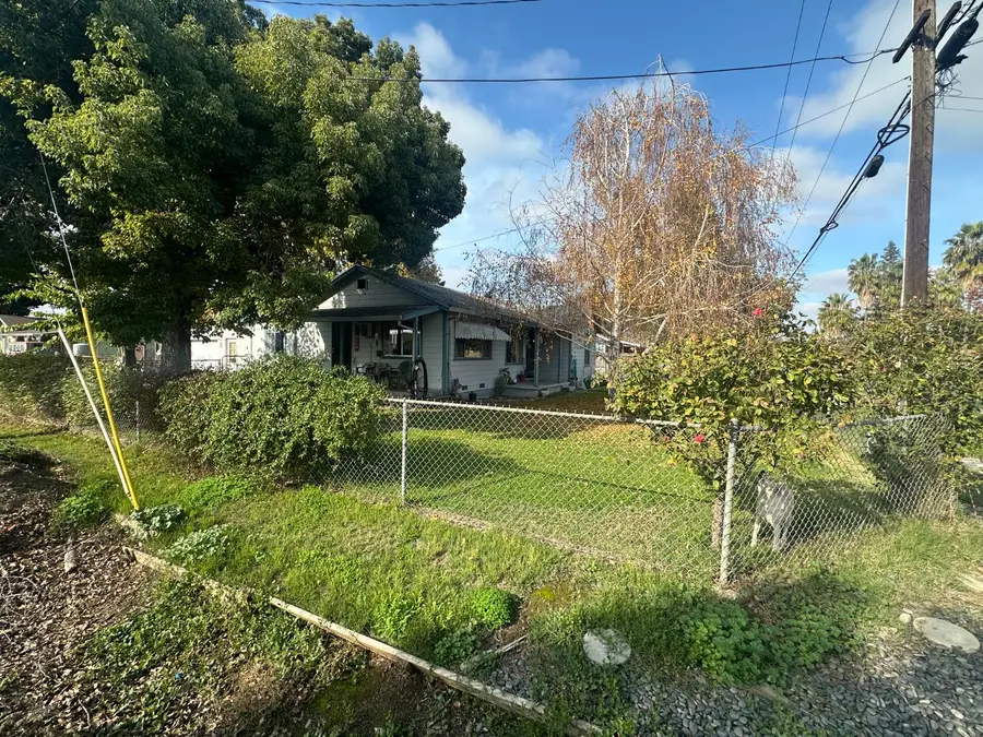 3147 N Cherryland Avenue, Stockton, CA 95215 - Image #2