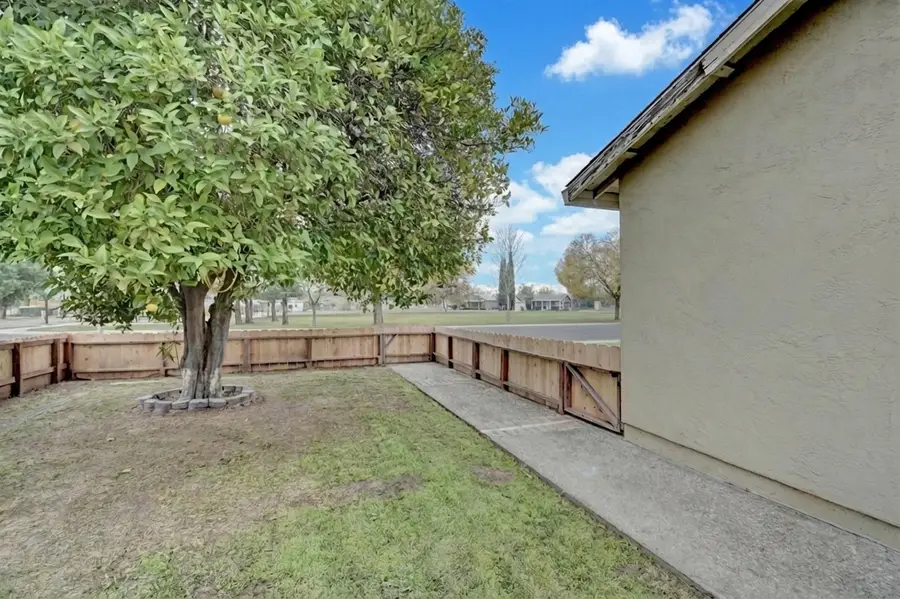 153 Stockton Street, Manteca, CA 95337 - Image #2