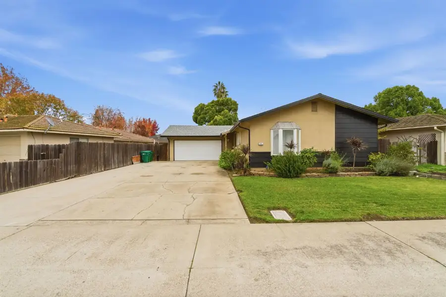 412 Tioga Drive, Lodi, CA 95242 - Image #2