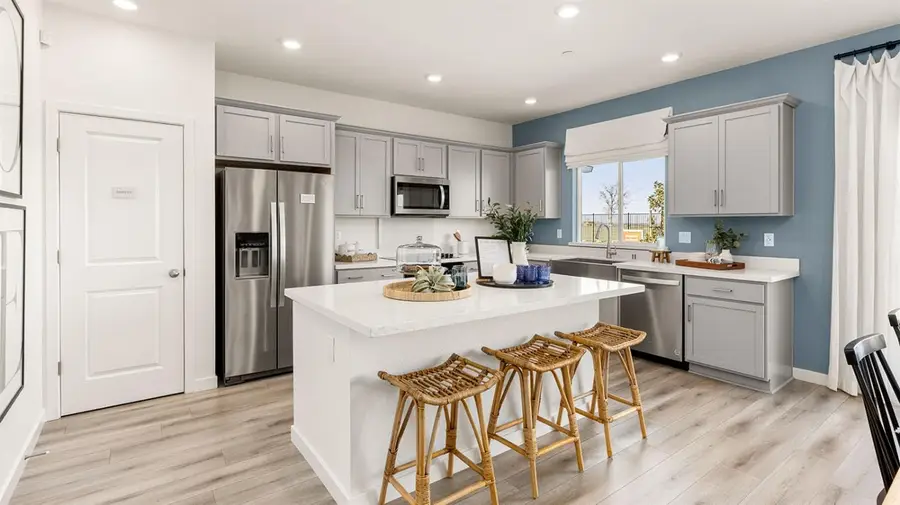 7040 Vail Ranch Road, Roseville, CA 95747 - Image #3