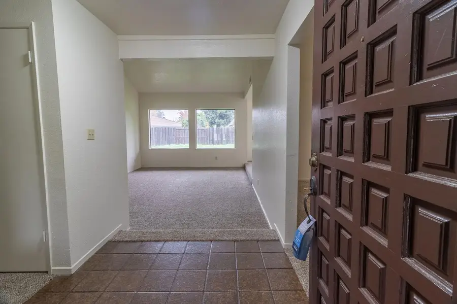 5330 Virtue Arc Drive, Stockton, CA 95207 - Image #2