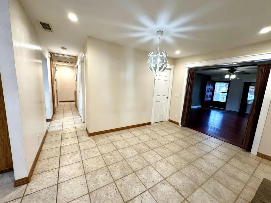 6712 Blue Duck Way, Sacramento, CA 95842 - Image #3