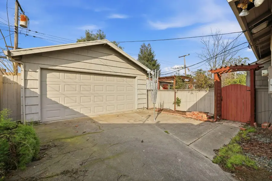 3233 Northwood Road, Sacramento, CA 95821 - #3