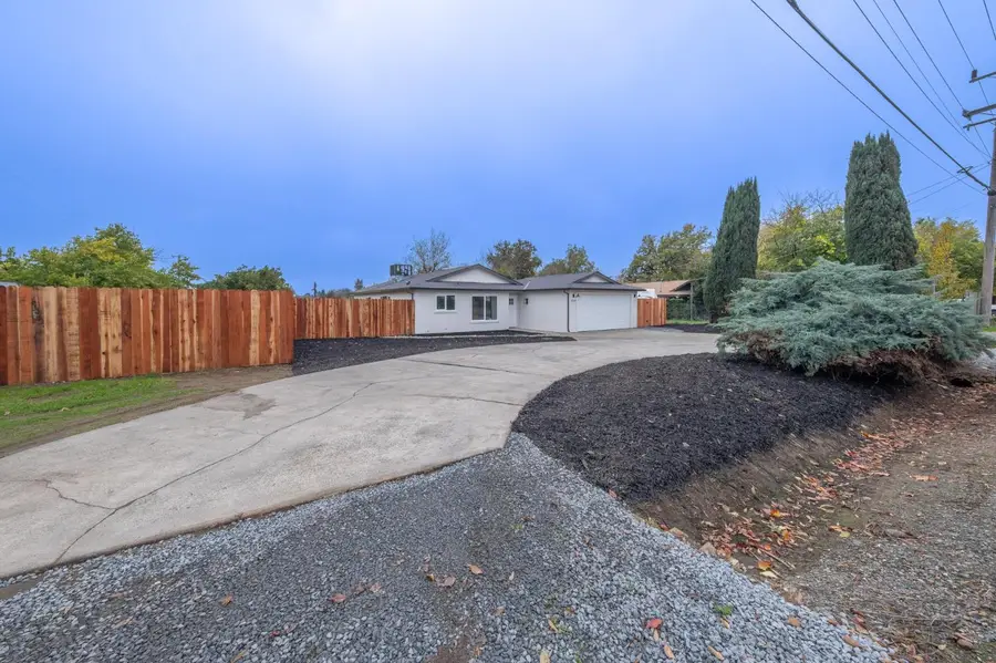 3220 Q Street, North Highlands, CA 95660 - Image #3