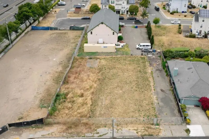 715 S 29th Street, Richmond, CA 94804 - Image #2