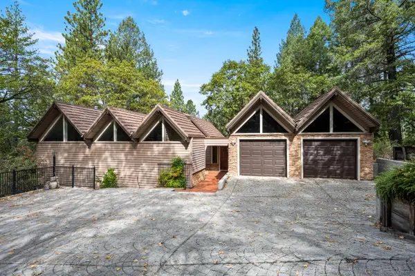 1942 Blue Bell Court, Cool, CA 95614